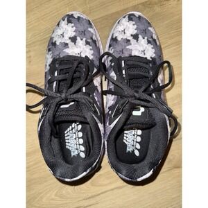 Charly Cushion Factor Women's Tennis Shoes - Size 8 - Black Floral - Like Nee